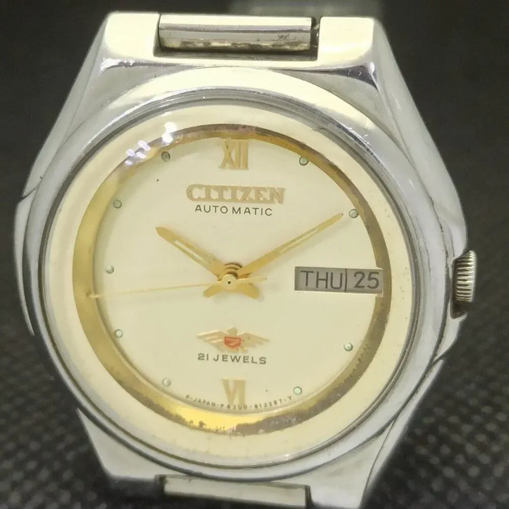 Vintage 1983 Citizen Automatic Men’s Silver Watch W/DayDate & Gold Accents